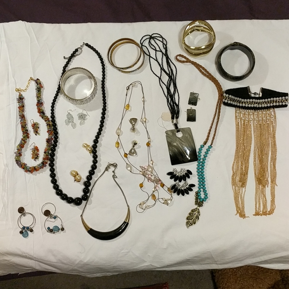 Women's Assorted Jewelry Clearance